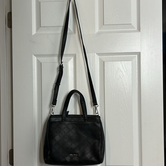 Nine West Embossed Black Satchel Hand Bag Shoulder - Picture 3 of 9